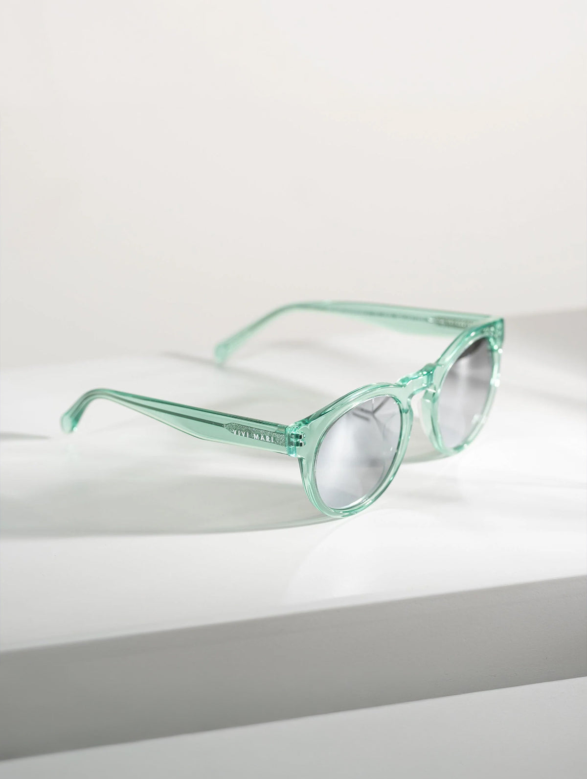 Sonnenbrille "Kiss the Sun" - Transparent Mint
