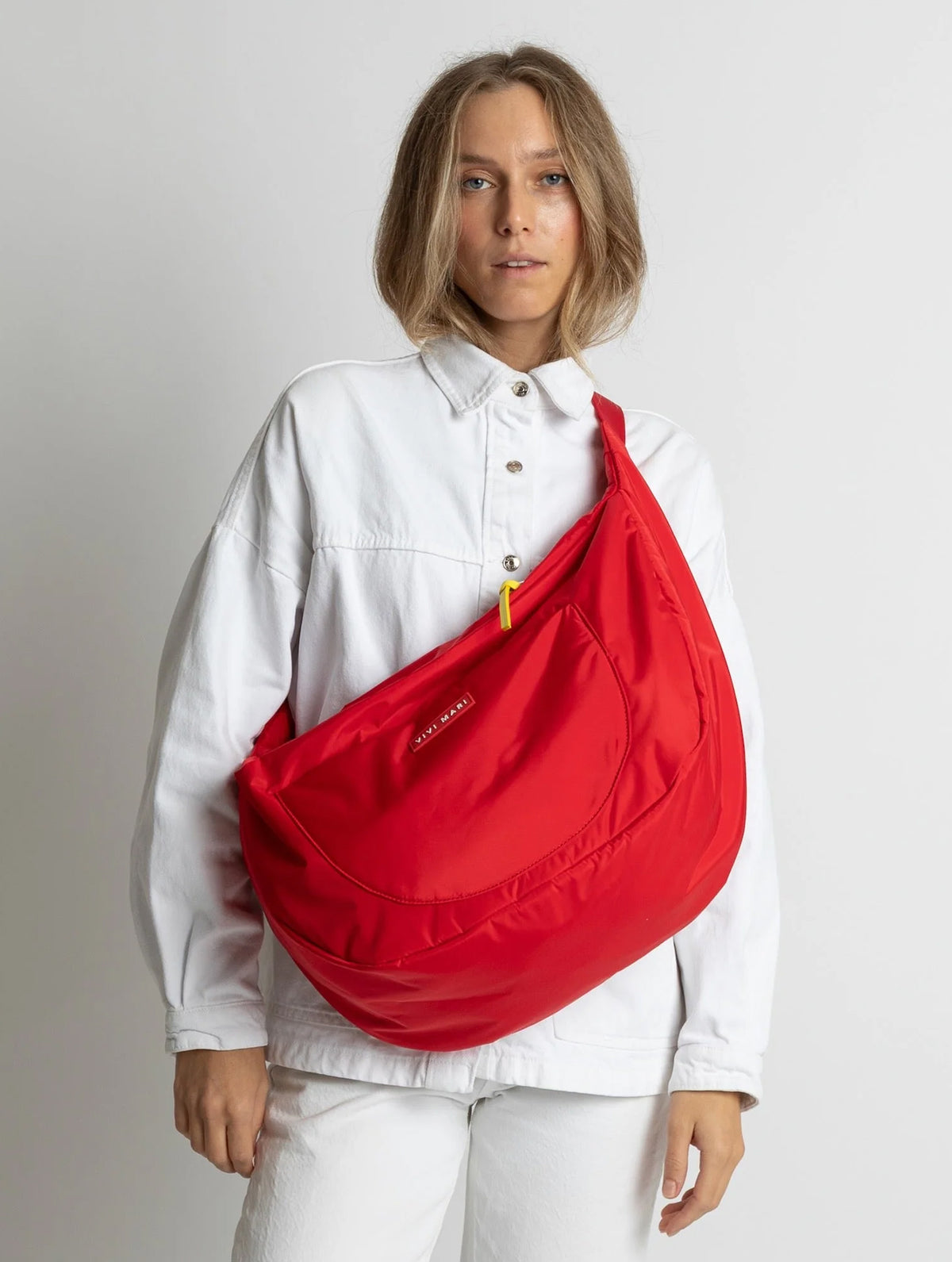 Padded Hip Bag Oversized - True Red