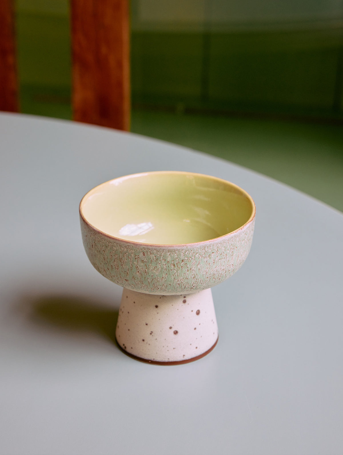 Tapas-Bowl mit Fuß 70s - L - "Slush"