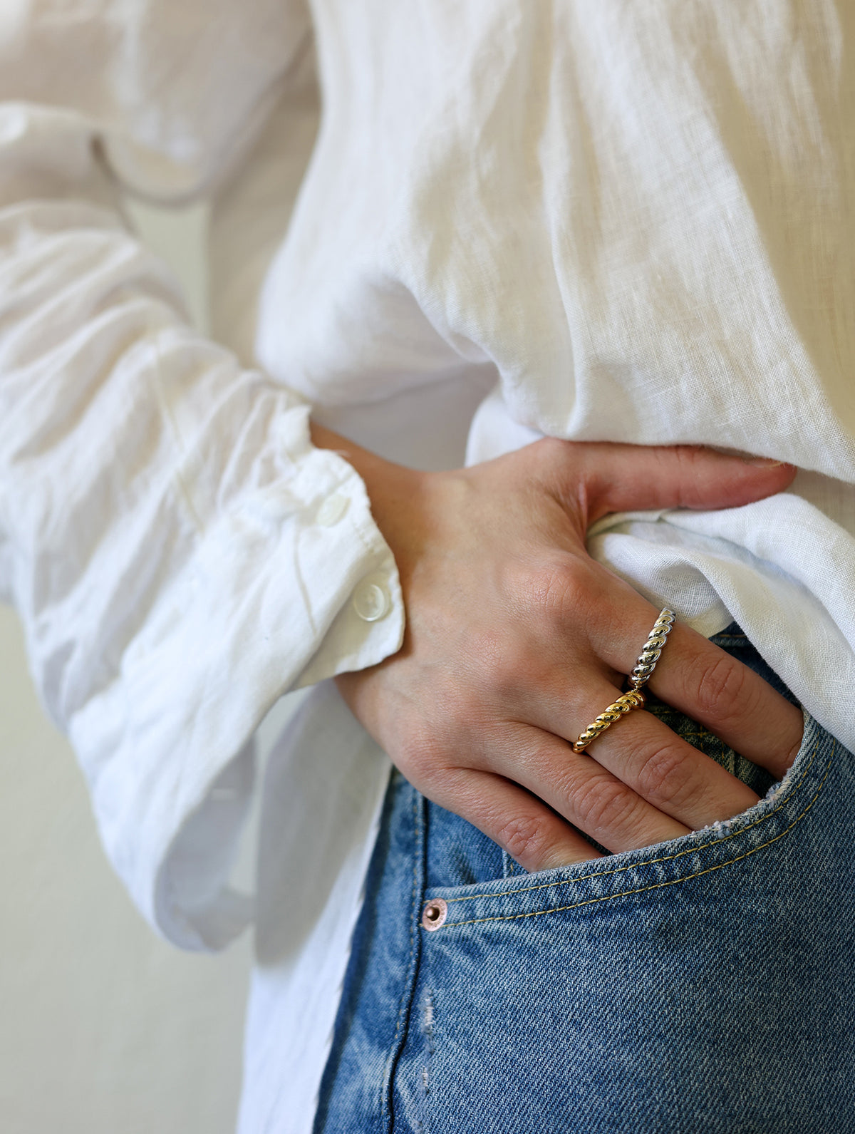 Ring 002 - Gold