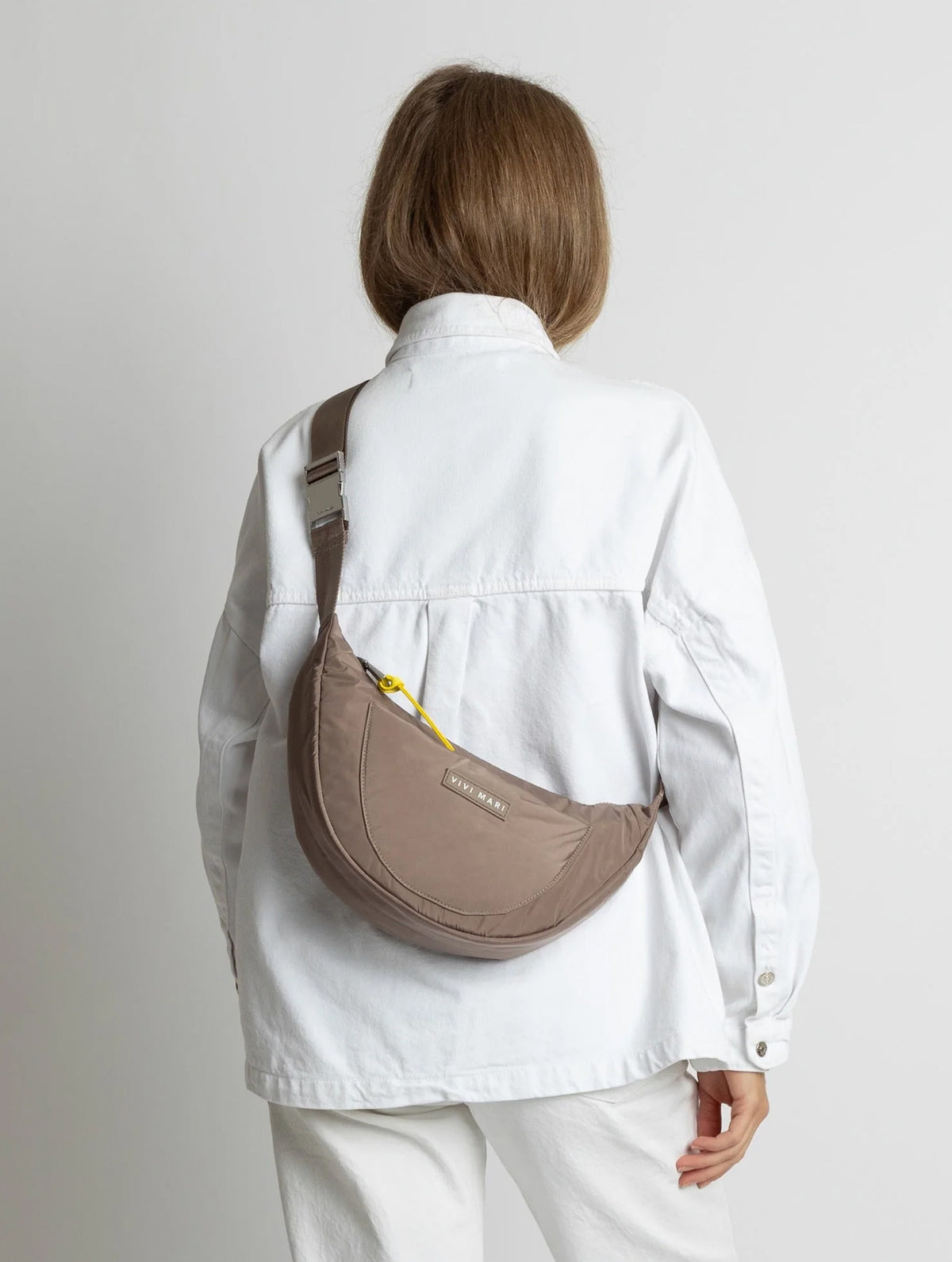 Padded Hip Bag Medium - Dark Mushroom