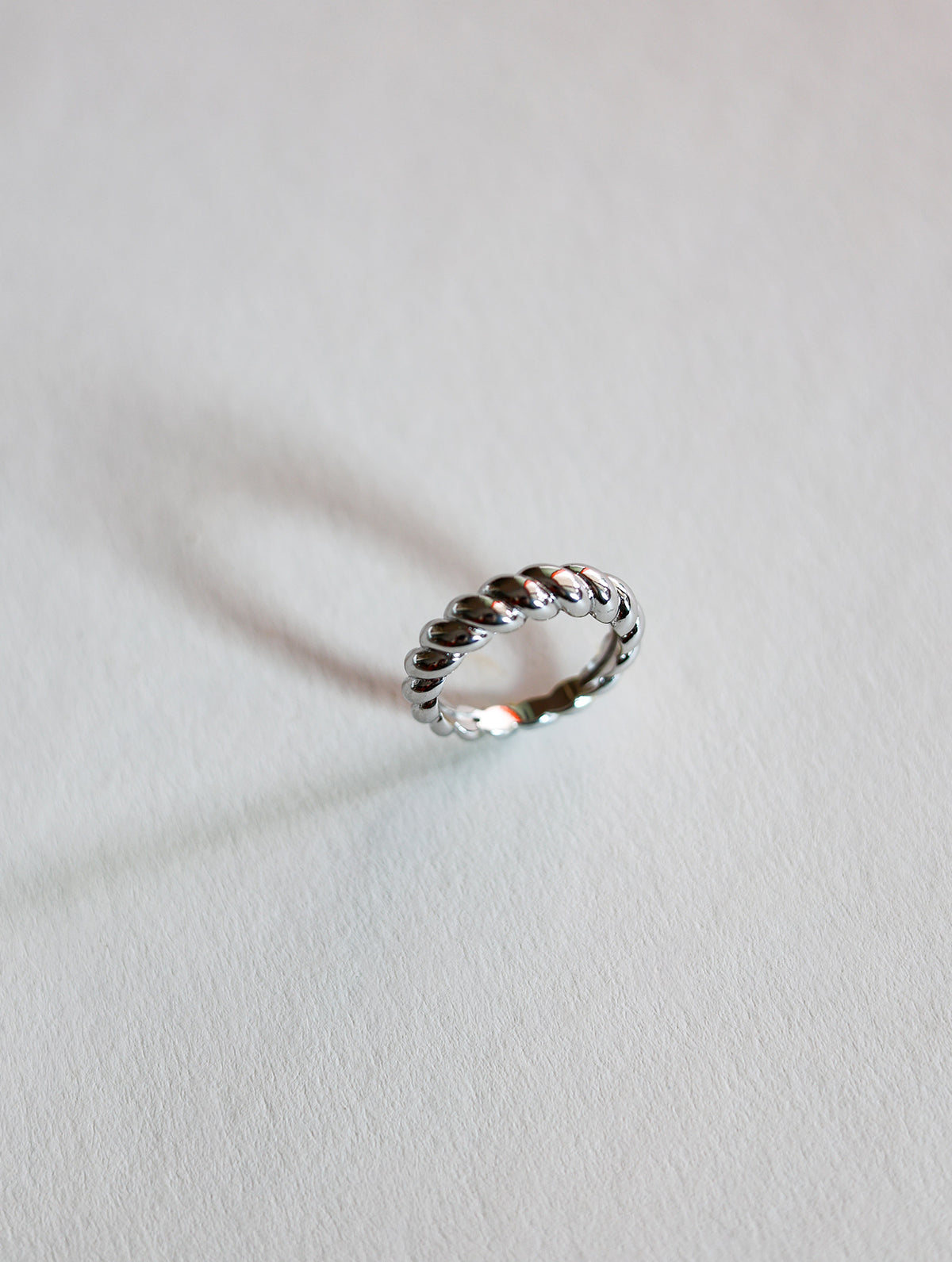 Ring 002 - Rhodium