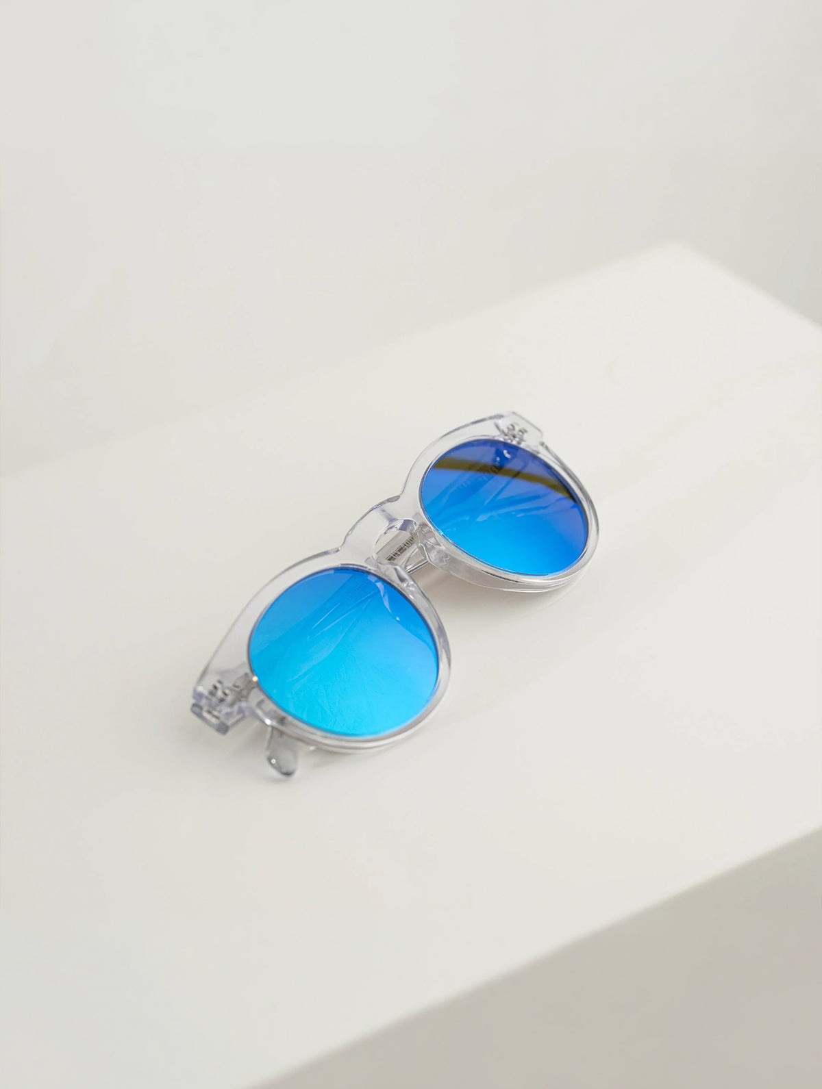 Sonnenbrille "Kiss the Sun" - Transparent Silver Blue