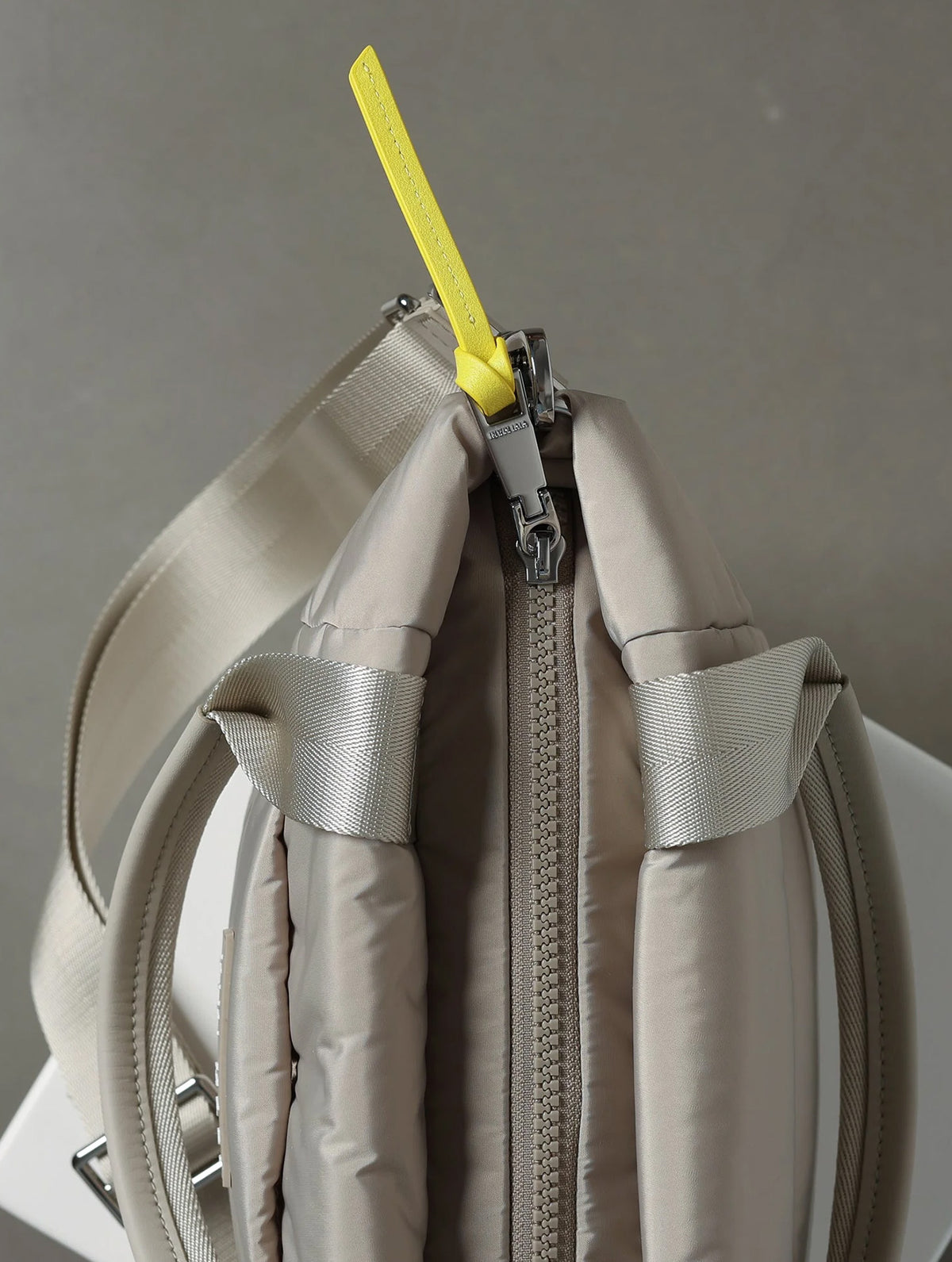 Padded Tote Bag Small - Stone
